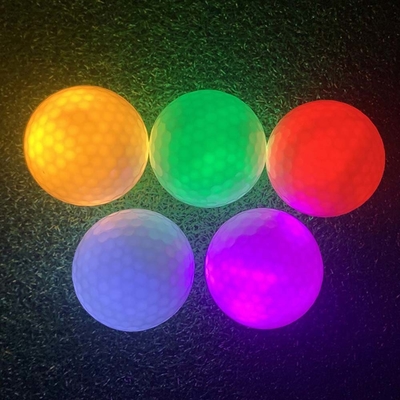 スポーツ テーマ オーダーメイド 暗闇に輝く LED ゴルフボール 男性 女性 子供